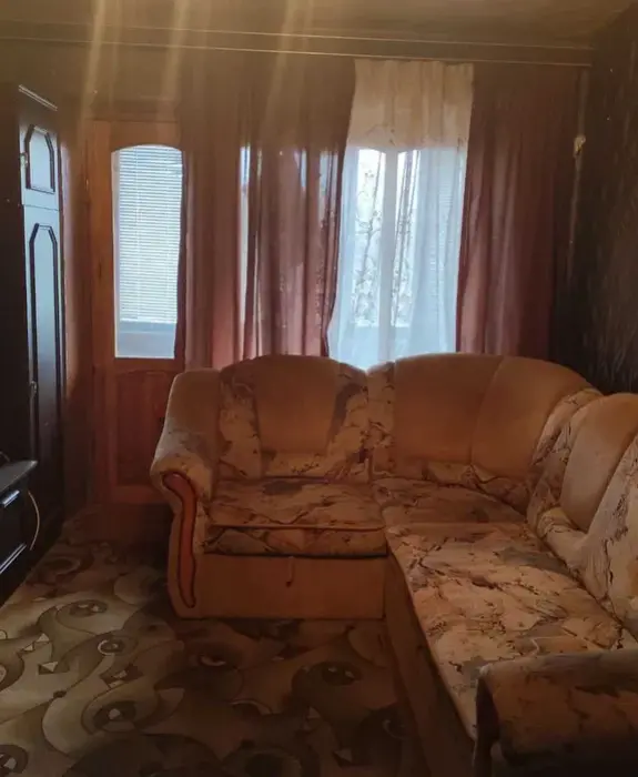 Продам 3-х комнатную квартиру в нагорной части.