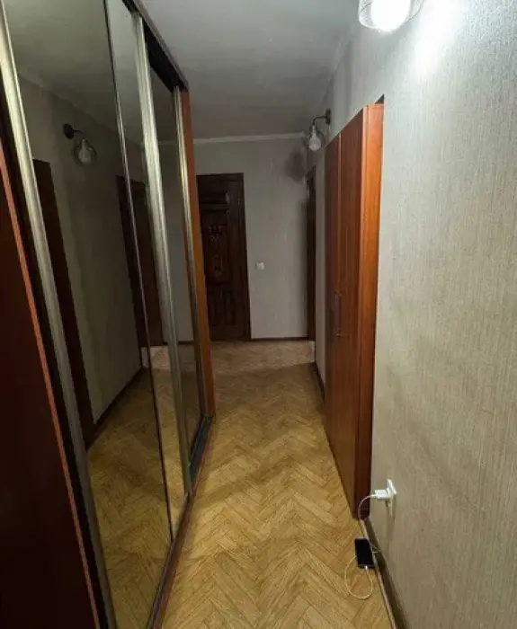 Сдам 1-но комнатную Квартиру, Парк Мира