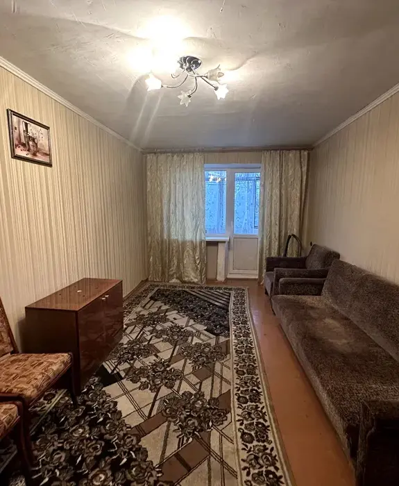 Продаж 2-км квартири в затишному районі (Раківка)