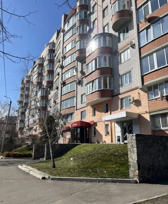 Продаж 3х комн. квартиры, центр, Ивана Мазепы 25