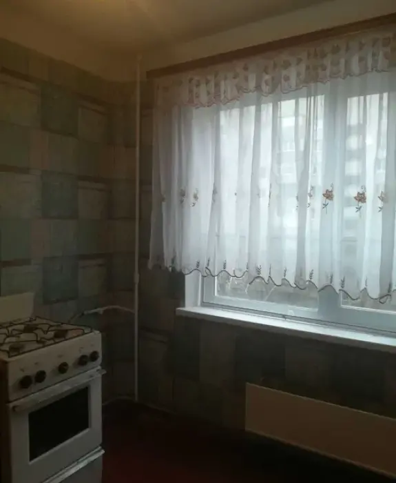 Здам однокімнатну квартиру, Героев Украины