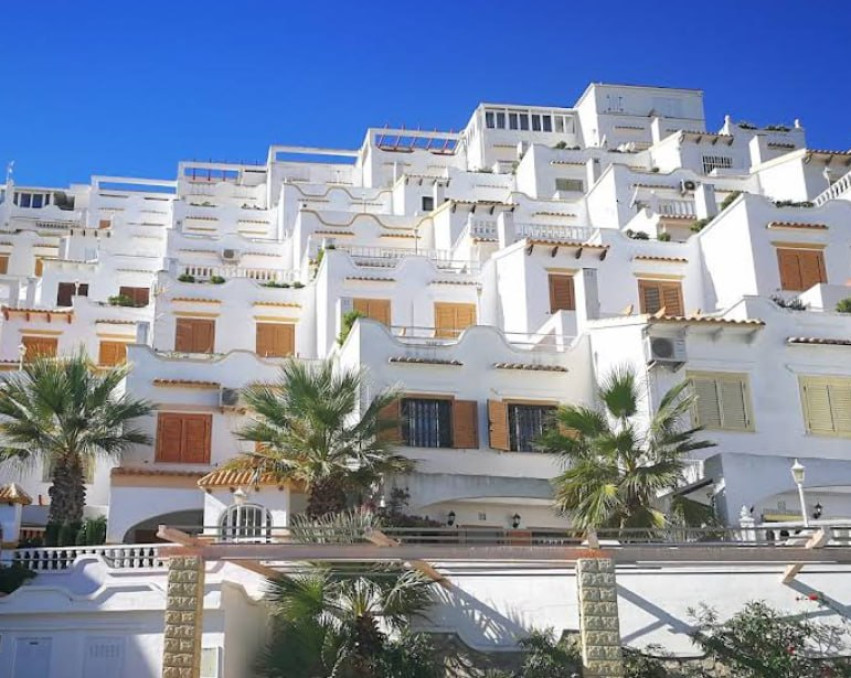 Продаётся 1-комнатная квартира площадью 31 м² Balcón de Torrevieja Испания Торревьеха